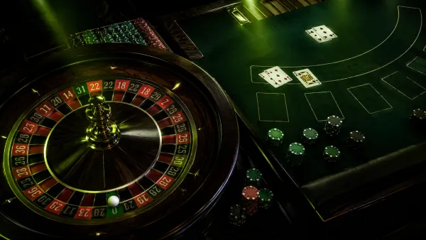 Juegos de mesa — ruleta y blackjack